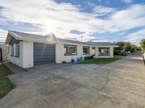 112 Cunningham Crescent, Grasmere