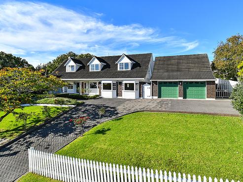 2 Rochas Place, Clover Park