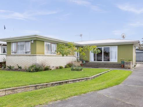 64 Alexander Avenue, Onekawa