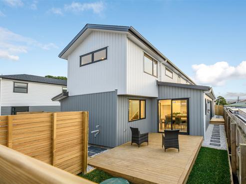 18 Mackenzie Street, Te Atatu South