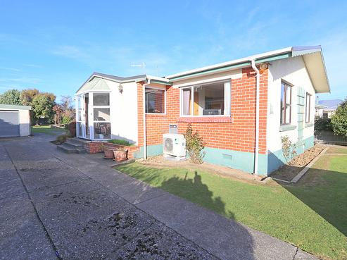 21 Adamson Crescent, Glengarry