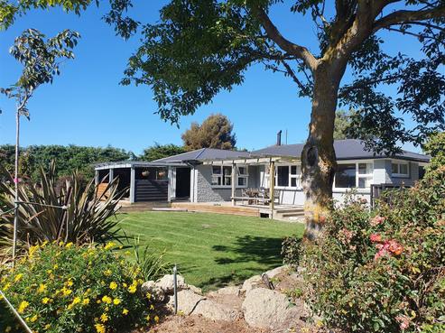 109 Old Main North Road, Leithfield