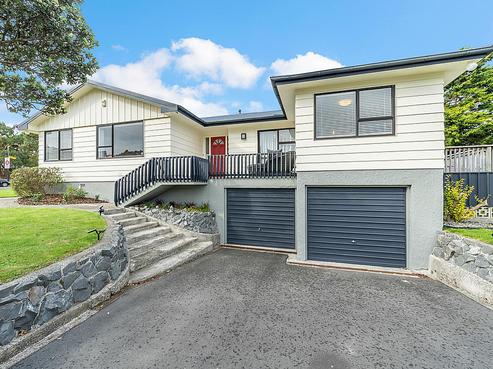 1 Holly Grove, Maungaraki