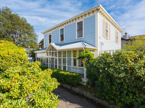 32 Pacific Street, Roslyn
