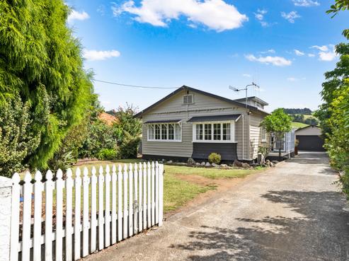 76 Western Hills Drive, Kensington