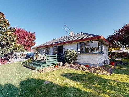 6 Williamson Place, Allenton