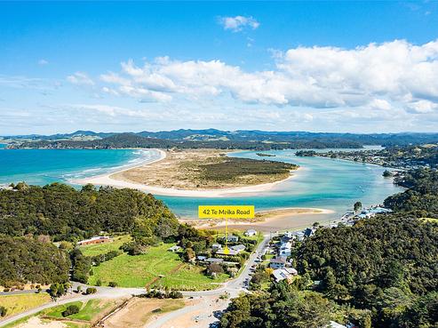 42 Te Maika Road, Ngunguru