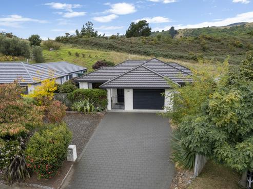 62 Lorna Irene Drive, Raumati South