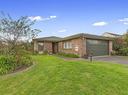 4A Orchard Place, Lynmore
