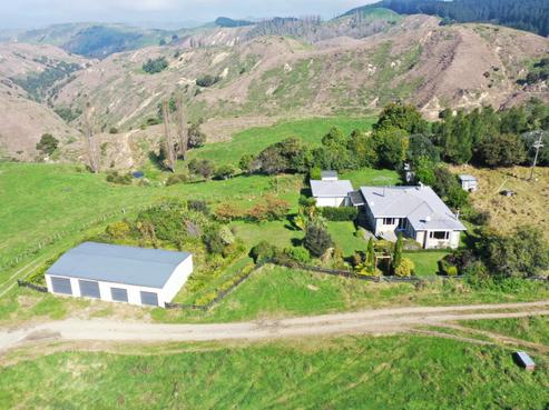 327 Haliburton Road, Kotemaori