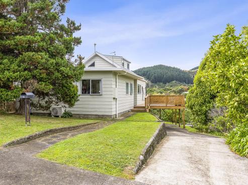 76 Riwai Street, Paraparaumu