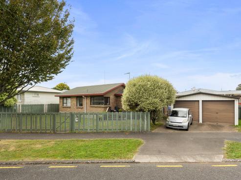 9A Saxbys Road, Deanwell