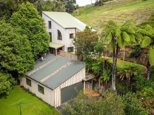 12C Marina Grove, Frankleigh Park