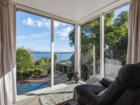 27 Hadfield Street, Beach Haven