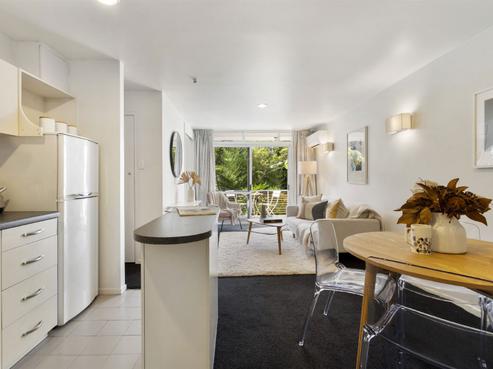 10/67 Princes Street, Northcote Point