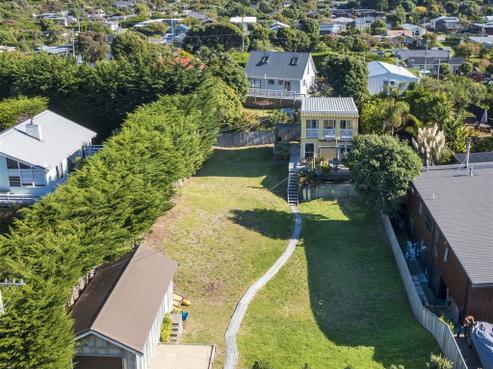 28 Hona Street, Waikanae Beach