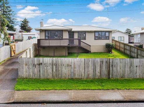 11 Whitley Crescent, Otara