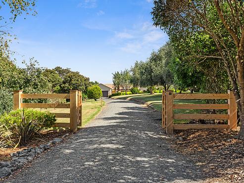 449 Whitmore Road, Tawharanui Peninsula