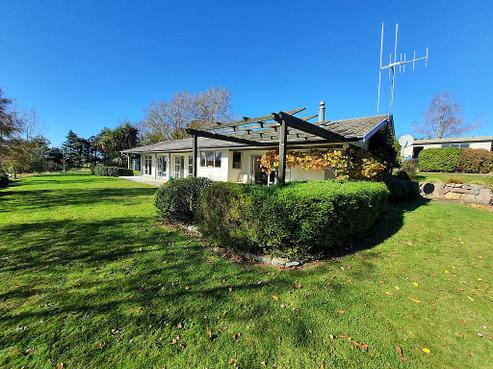 50 Guscott Road, Hadlow