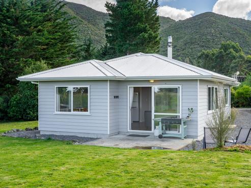 104 Bucks Road, Featherston