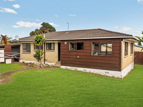 1/12 Frobisher Way, Clendon Park