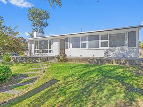 37 Kathleen Crescent, Hornby