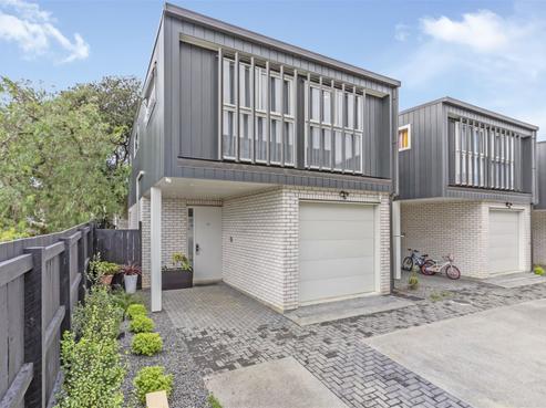 1 Loloma Drive, Half Moon Bay