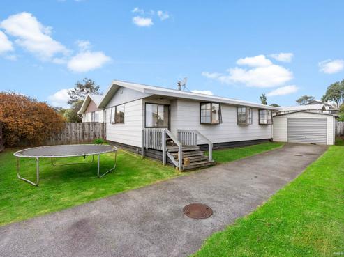 2/60 Redcrest Avenue, Red Hill