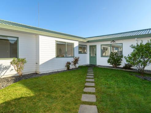 25 Aaron Place, Brookfield