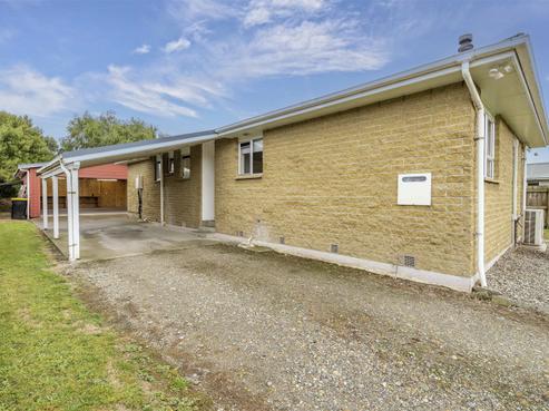 100 Dunbeath Crescent, Kew