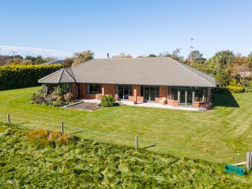 88 Claremont Road, Fairview