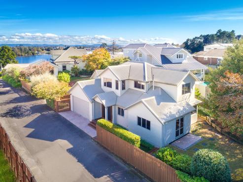 128B Pembroke Street, Hamilton Lake