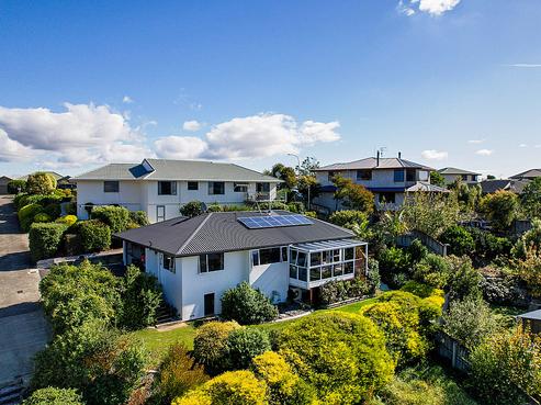 28 Olympus Way, Richmond