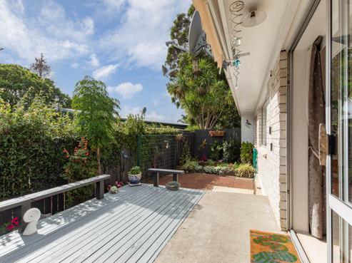 2/14 Havelle Avenue, Titirangi