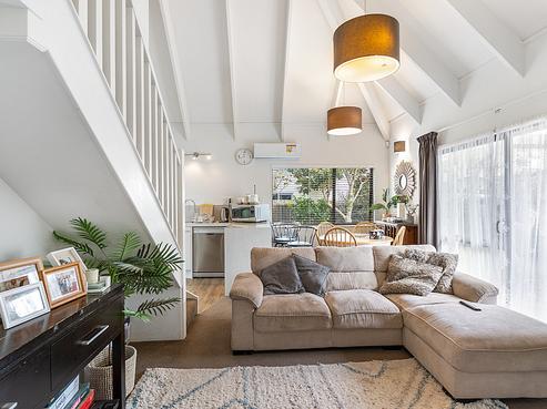 7/58 Manuroa Road, Takanini