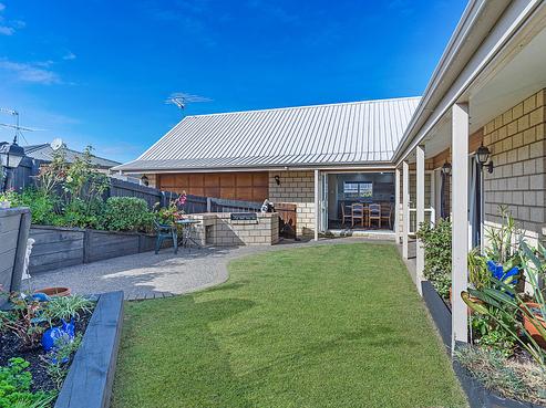 31E Kaiwaka Road, Waiuku