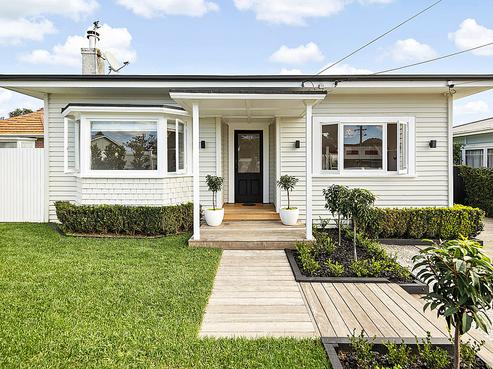 66 Moa Road, Point Chevalier