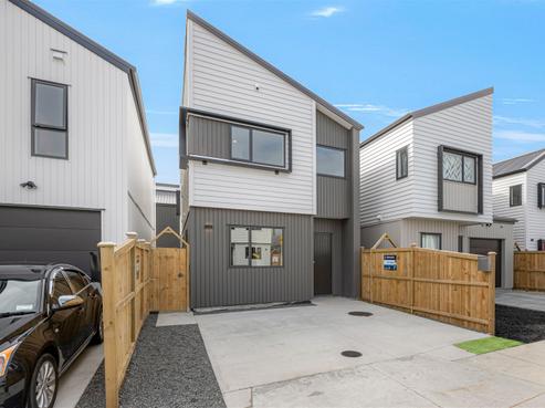 34 Kairakau Street, Papakura