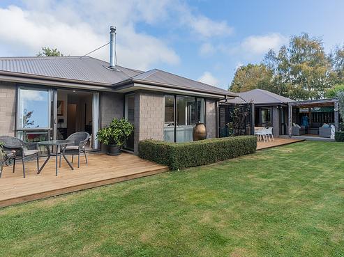 6 Oak Tree Lane, Rolleston