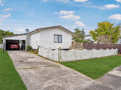 1/7 Maplesden Drive, Clendon Park