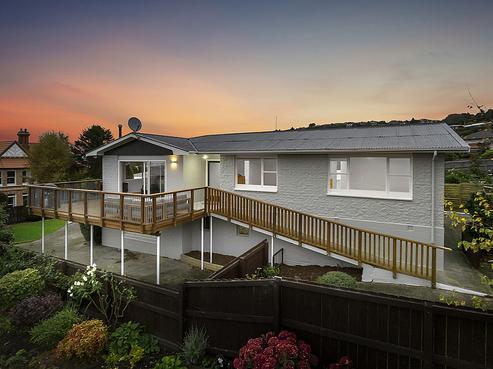 21 Winston Place, Kew
