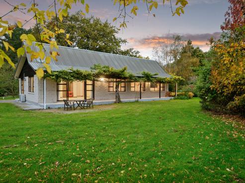 132 Easterbrook Road, Fernside