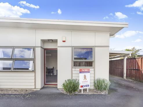 8A Ford Street, Hamilton East