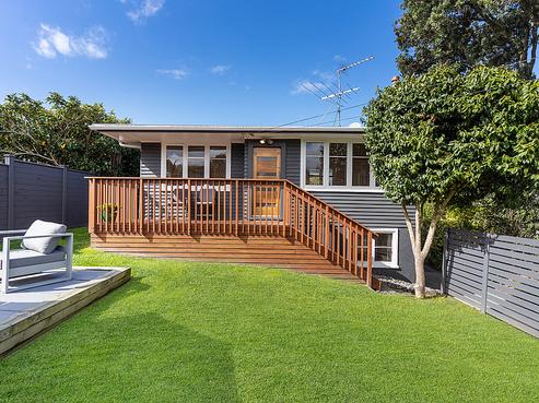 10 Stottholm Road, Titirangi