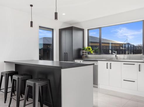12 Deans Place, Amberley