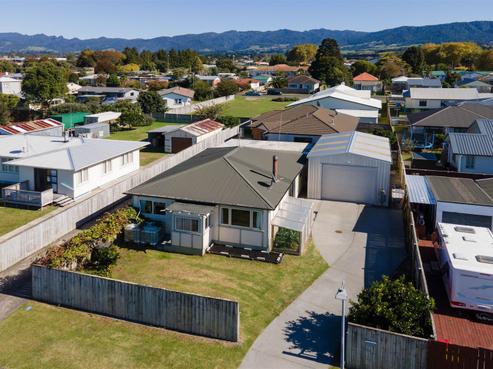 3 Clive Road, Katikati