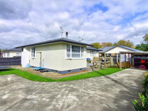 132 Oxford Street, Masterton