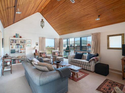 17 Korimako Road, Waipahihi