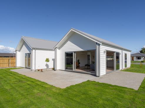 18 Austin Reid Avenue, Carterton