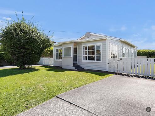 6 Randwick Crescent, Moera